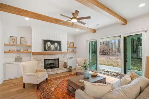 866 Shady Bluff Trail Clarksville TN 37043