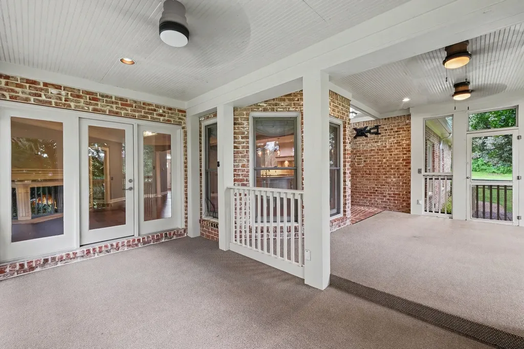1308 Lewisburg Pike Franklin TN 37064