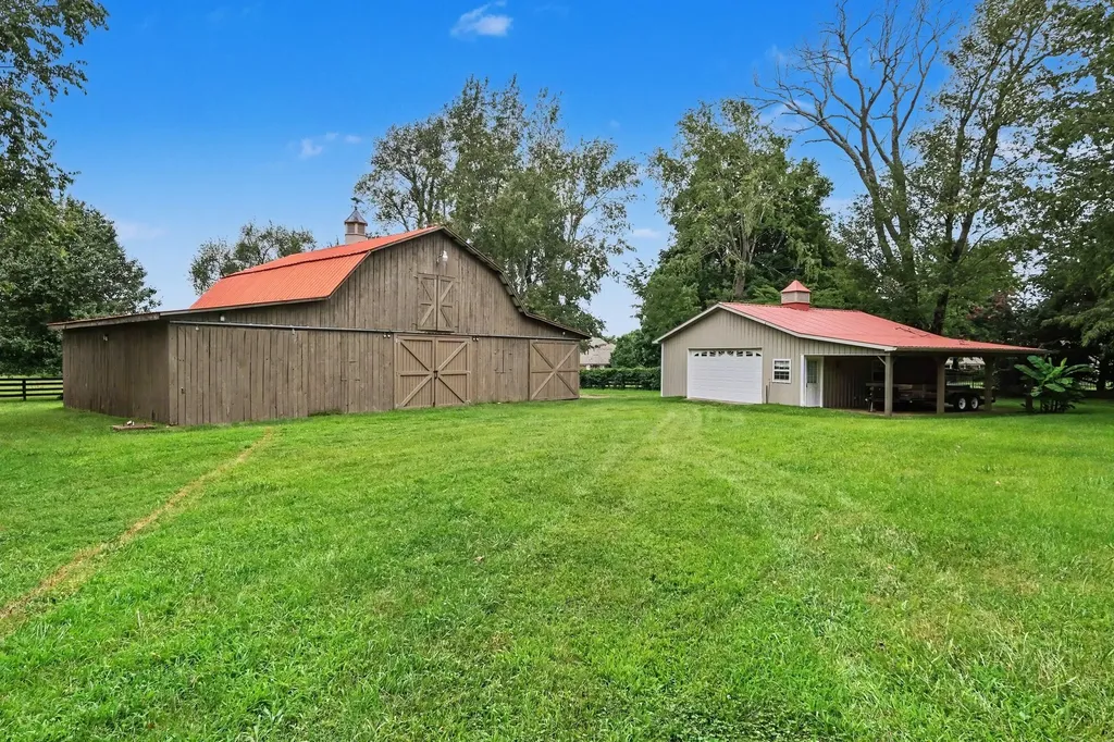 1308 Lewisburg Pike Franklin TN 37064