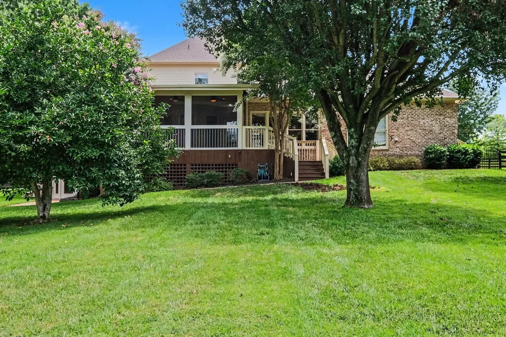 1308 Lewisburg Pike Franklin TN 37064