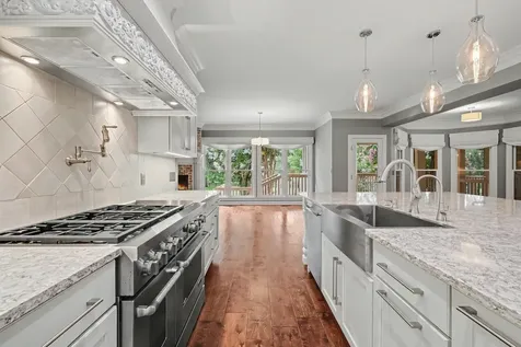 1308 Lewisburg Pike Franklin TN 37064