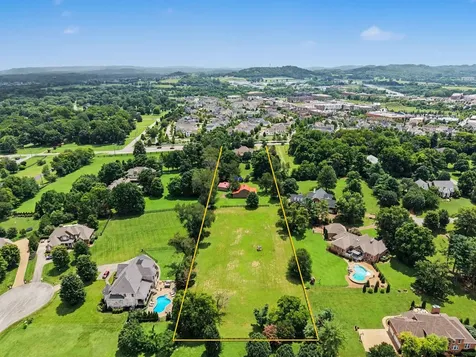 1308 Lewisburg Pike Franklin TN 37064
