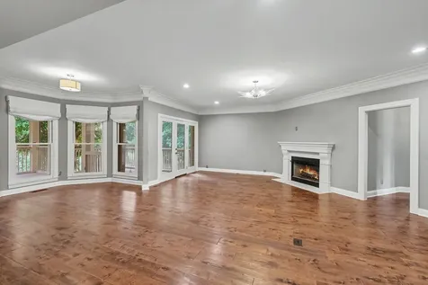 1308 Lewisburg Pike Franklin TN 37064