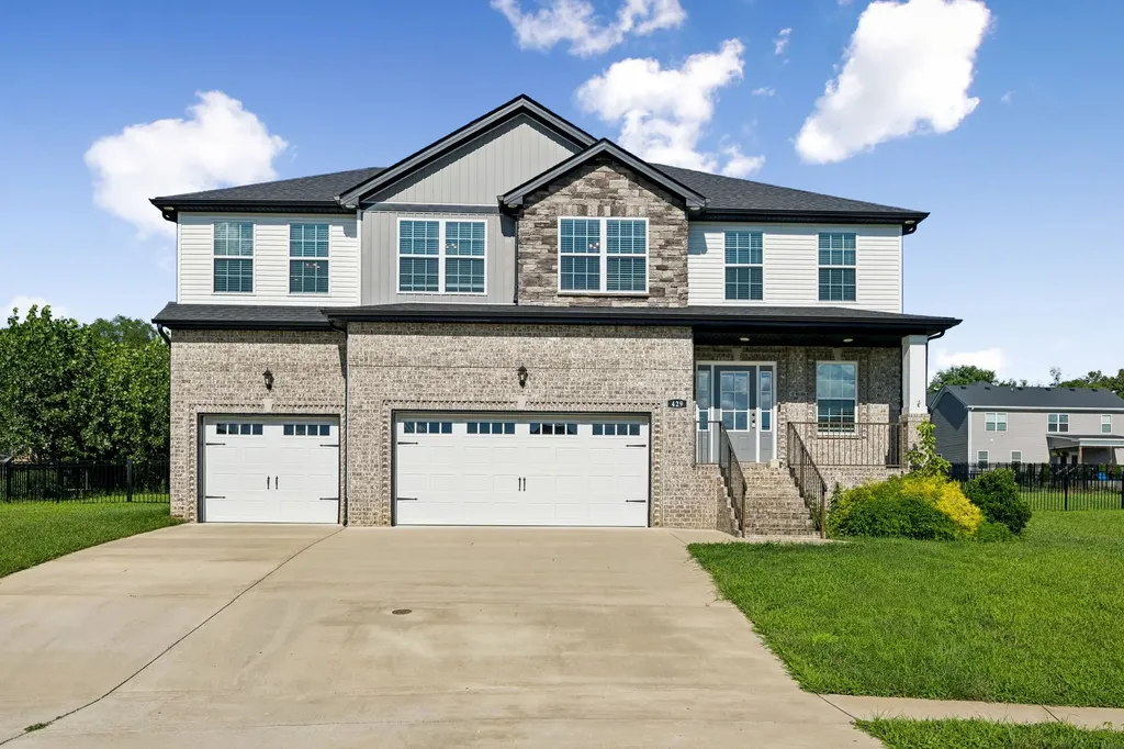 429 Crestwicke Court Clarksville TN 37043