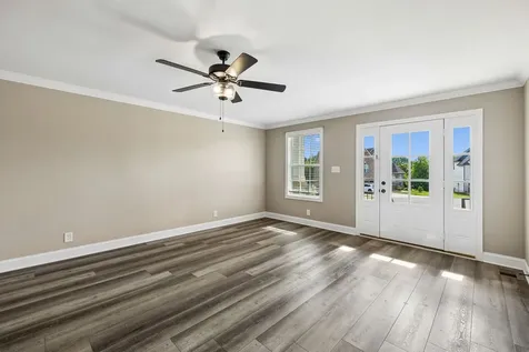 429 Crestwicke Court Clarksville TN 37043