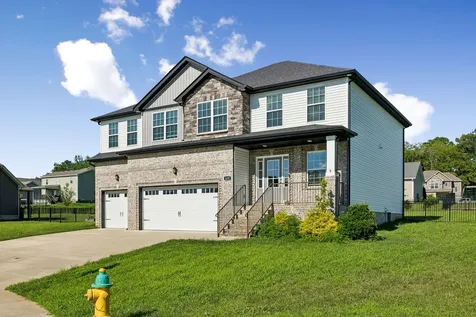 429 Crestwicke Court Clarksville TN 37043