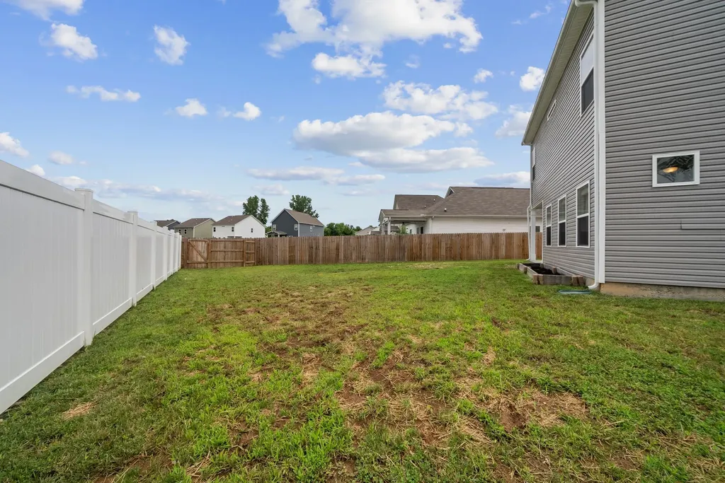 325 Geneva Lane Columbia TN 38401