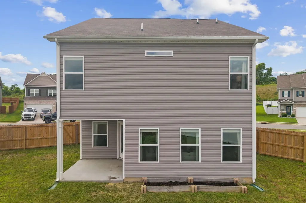 325 Geneva Lane Columbia TN 38401