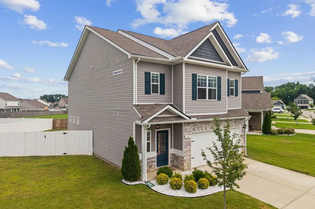 325 Geneva Lane Columbia TN 38401