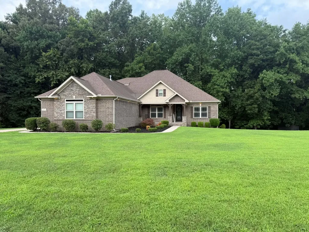 27 Windridge Drive Fayetteville TN 37334