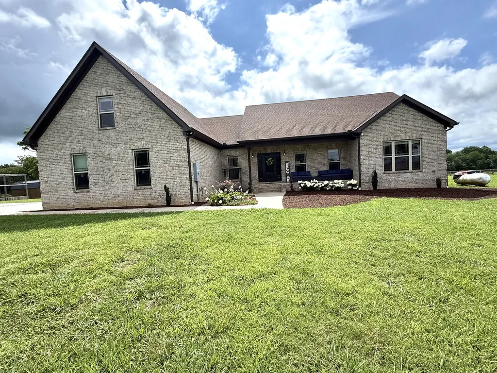 209 Adams Lane Bell Buckle TN 37020