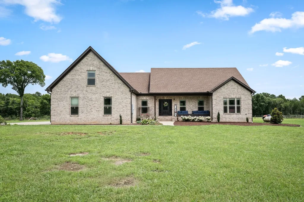 209 Adams Lane Bell Buckle TN 37020