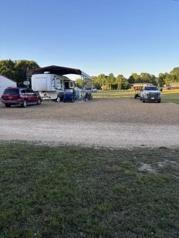 140 Pevahouse Camp Circle Decaturville TN 38329