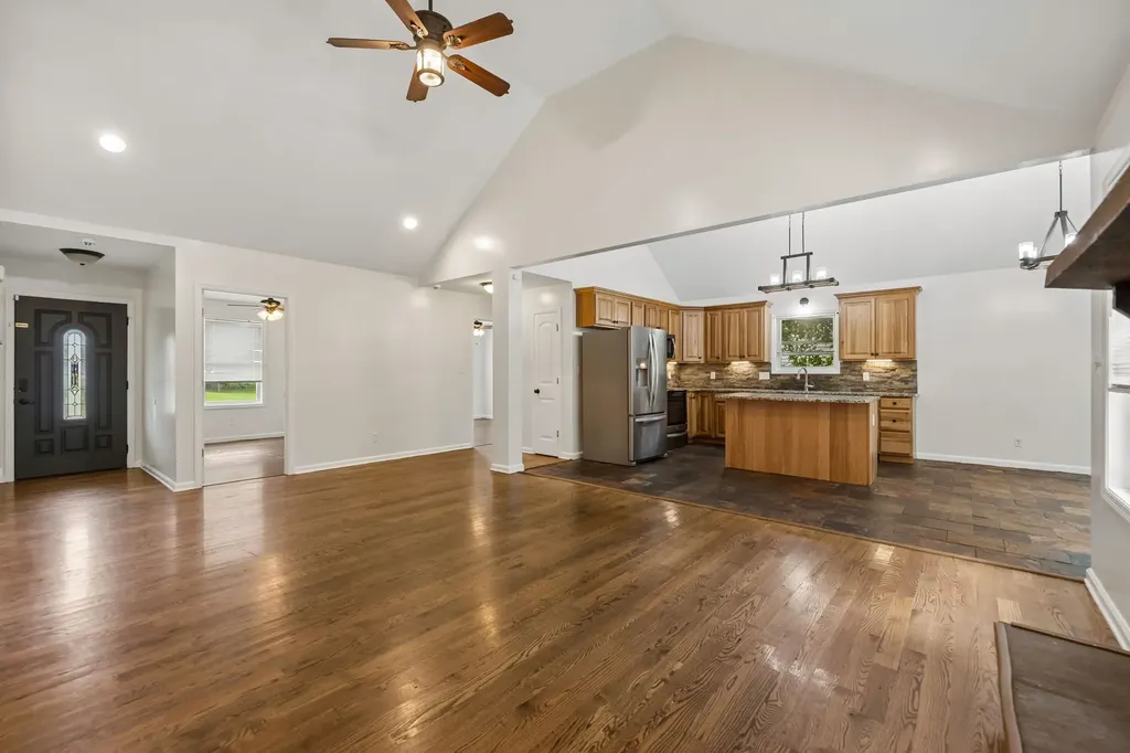 383 Brook Mead Drive Clarksville TN 37042