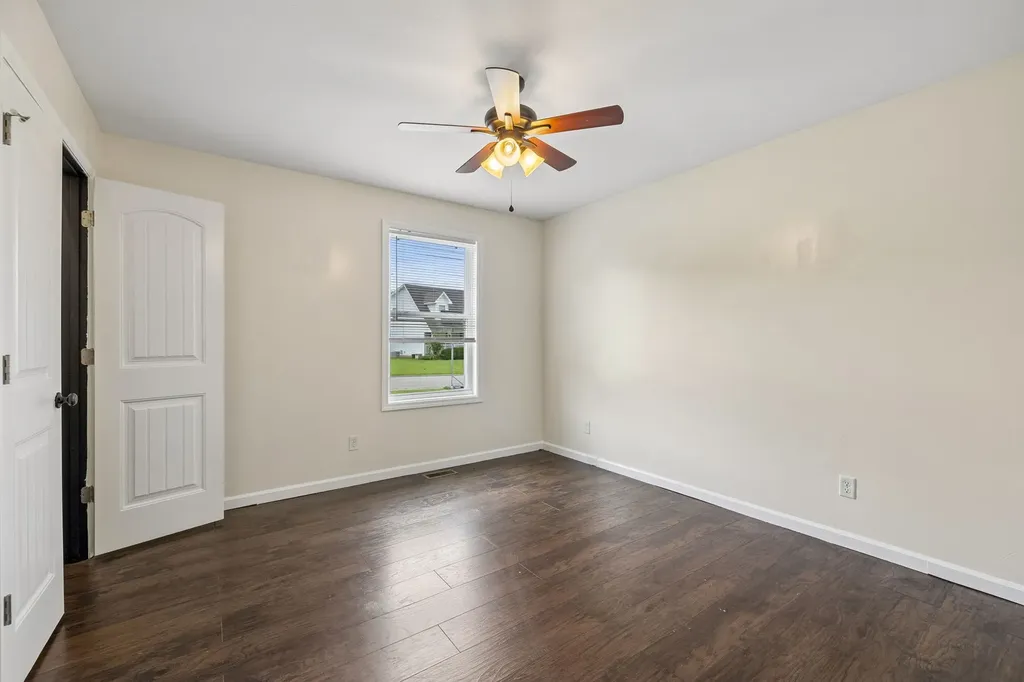 383 Brook Mead Drive Clarksville TN 37042