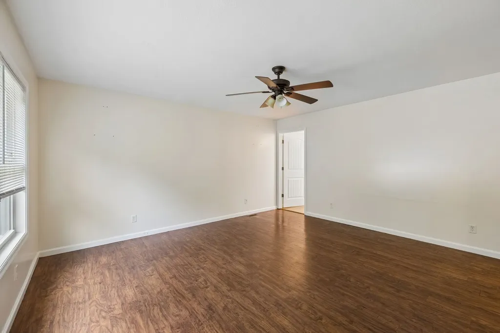 383 Brook Mead Drive Clarksville TN 37042