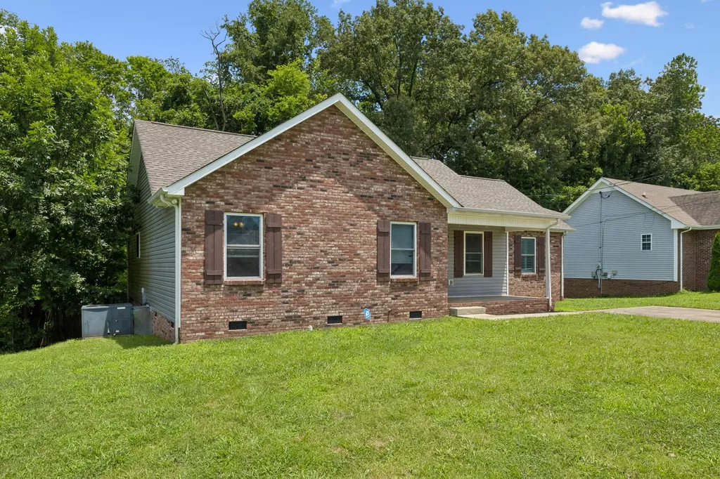 383 Brook Mead Drive Clarksville TN 37042