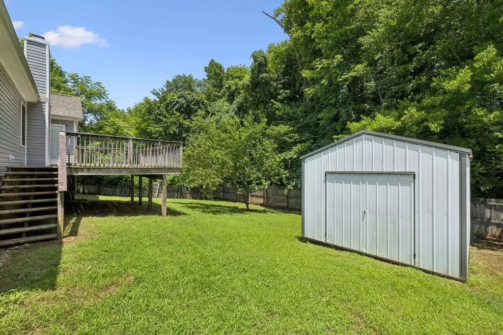 383 Brook Mead Drive Clarksville TN 37042