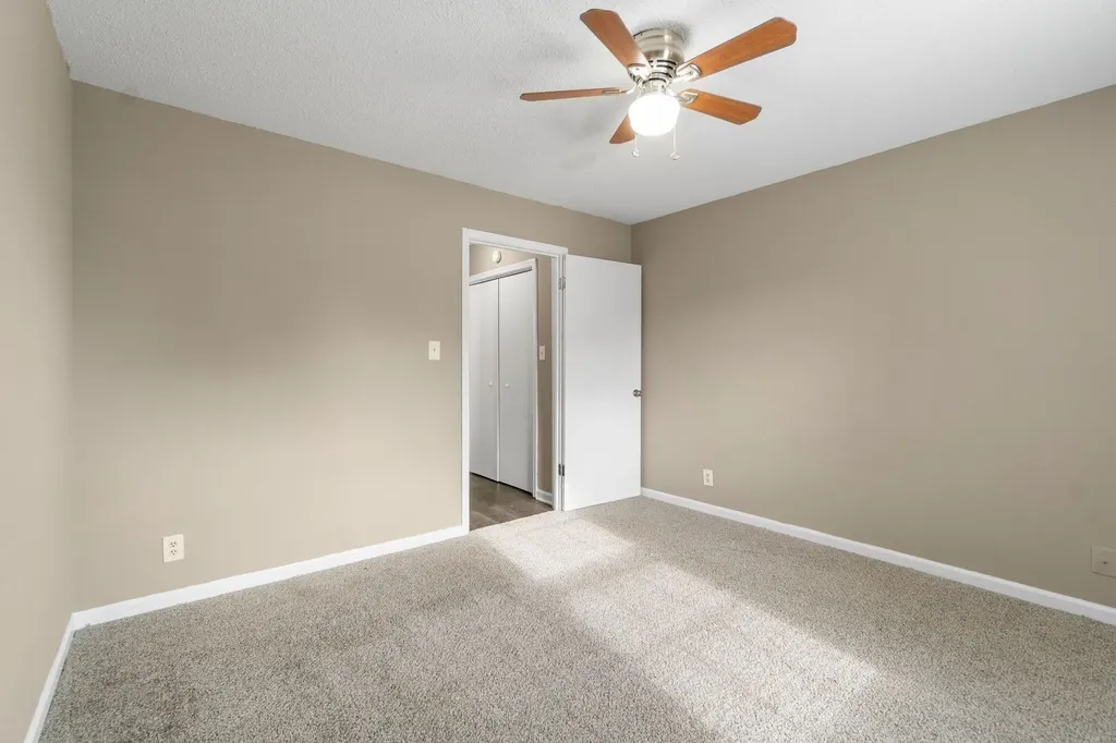 215 Harrier Court Clarksville TN 37042