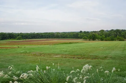 2023 Dr Robertson Road Spring Hill TN 37174