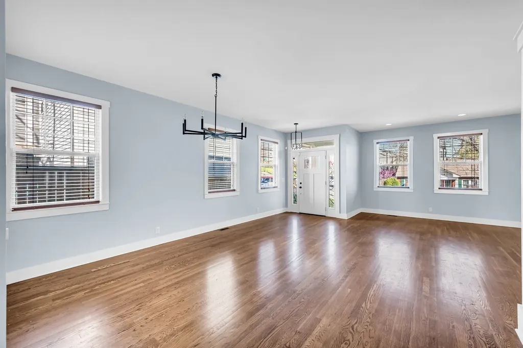 1109B S Douglas Avenue Nashville TN 37204