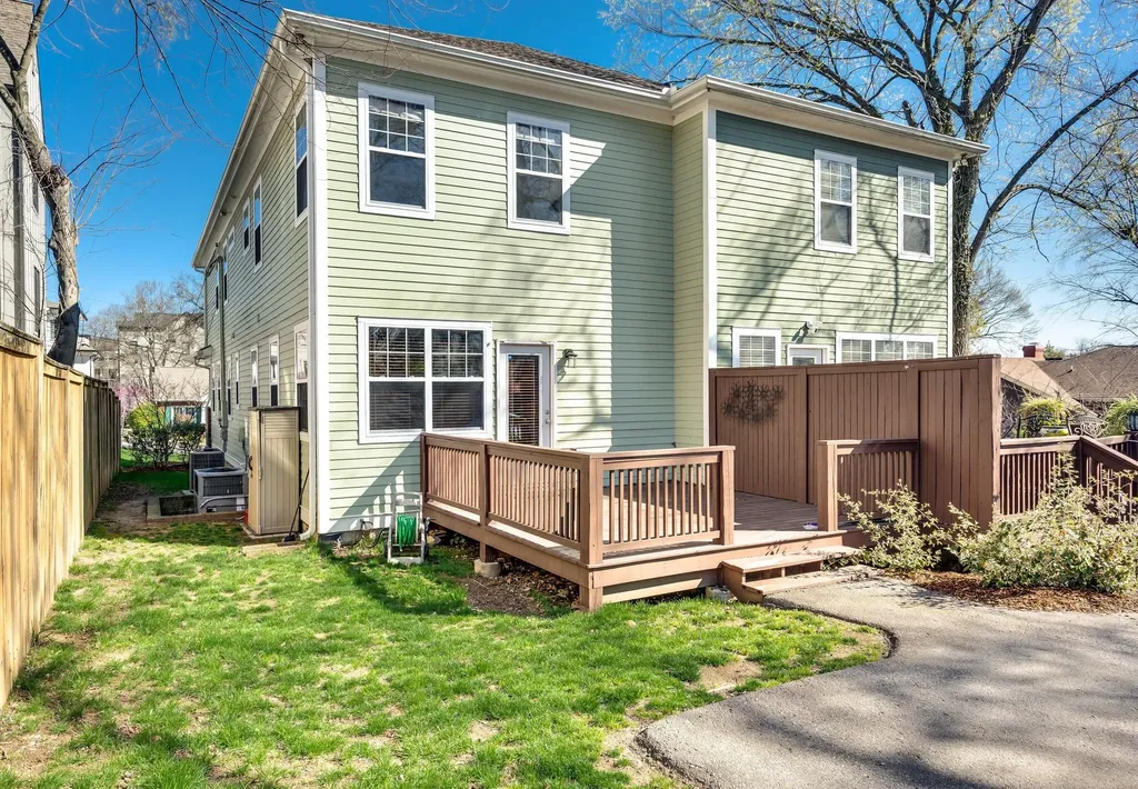 1109B S Douglas Avenue Nashville TN 37204