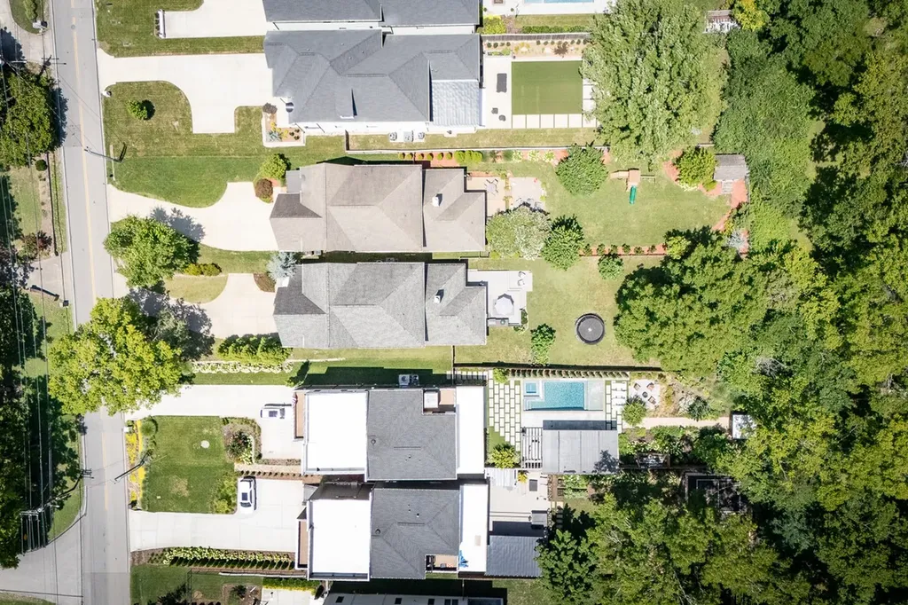 4408B Lealand Lane Nashville TN 37204