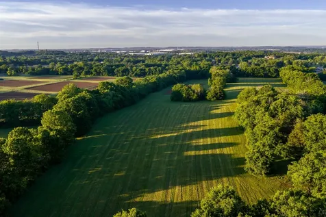2023 Dr Robertson Road Spring Hill TN 37174