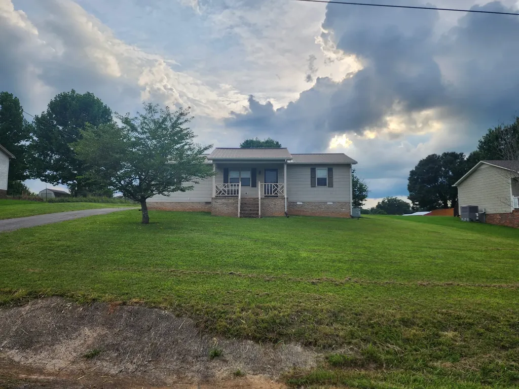 133 Sugar Creek Drive Mcminnville TN 37110