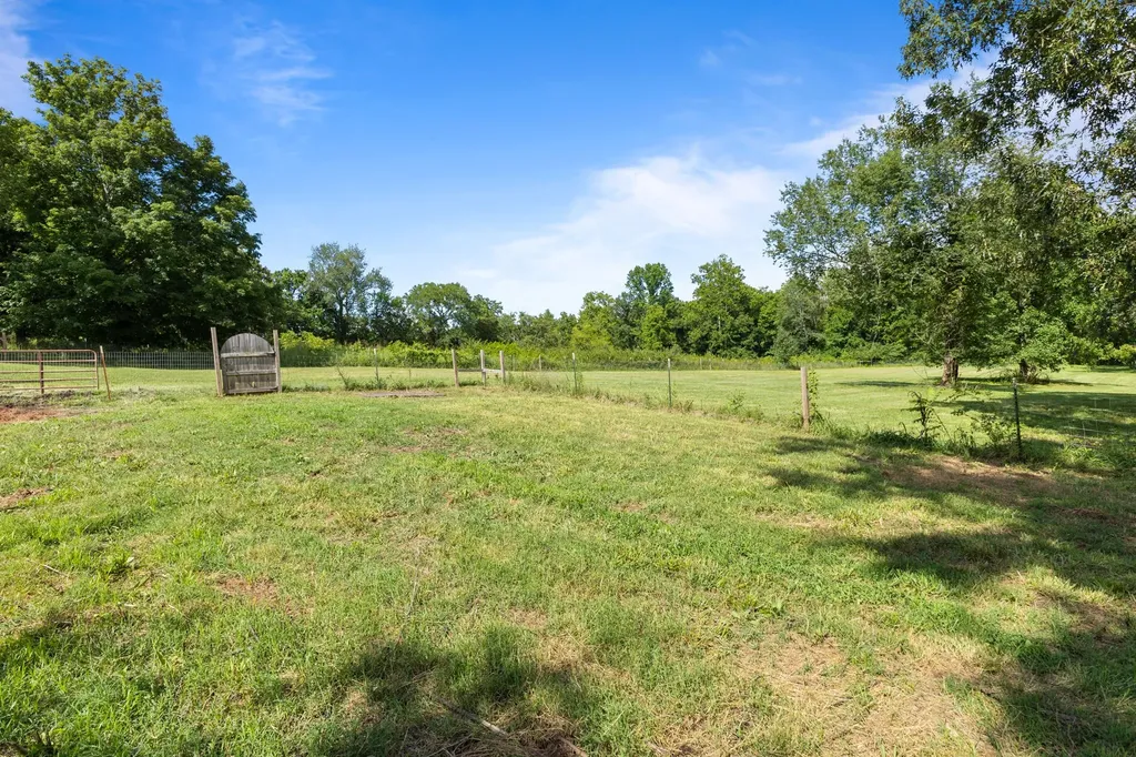 118 Cages Ferry Road Lebanon TN 37087
