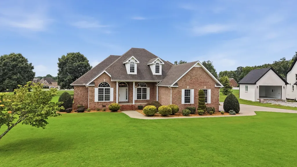 229 Ridgecrest Drive Winchester TN 37398