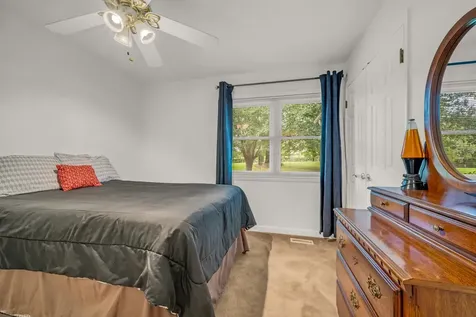 2815 Spencer Mill Road Bon Aqua TN 37025