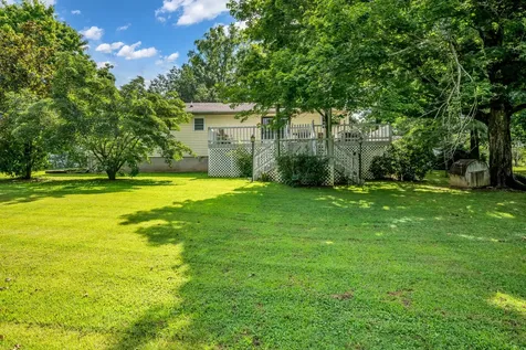 2815 Spencer Mill Road Bon Aqua TN 37025