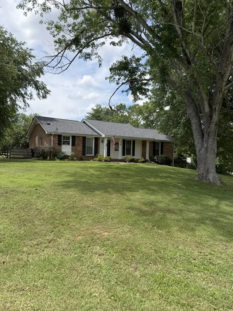1776 Auburn Drive Clarksville TN 37043