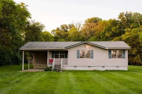 3556 Buford Station Road Lynnville TN 38472