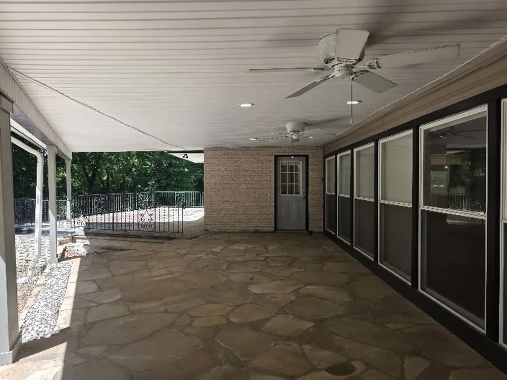 276 E Porters Bluff Road Clarksville TN 37040