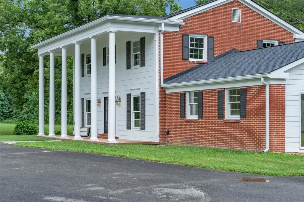 251 Miller Road Hillsboro TN 37342