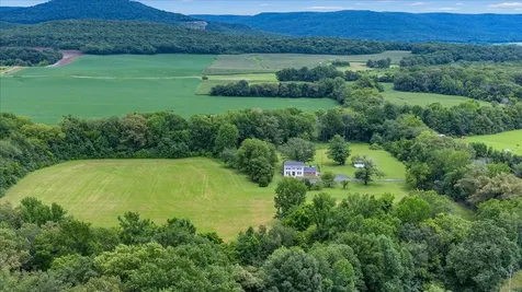 251 Miller Road Hillsboro TN 37342