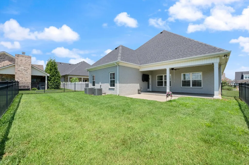 318 Edna May Drive Murfreesboro TN 37128