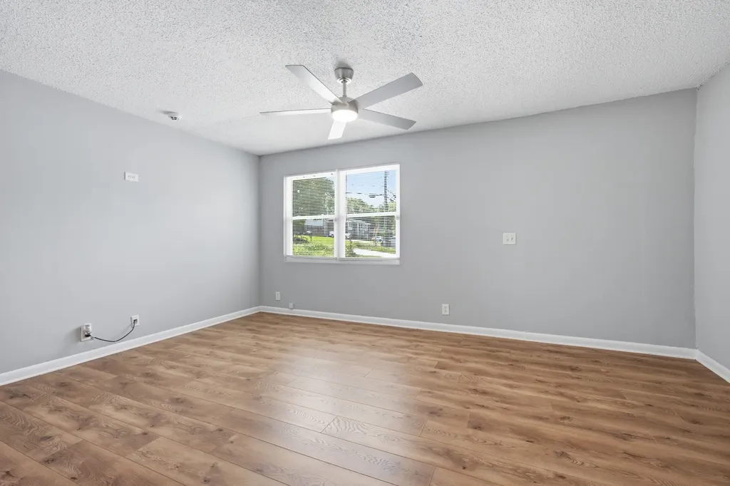 8121 Bonnafair Drive Hermitage TN 37076