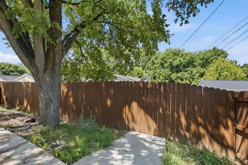 8121 Bonnafair Drive Hermitage TN 37076