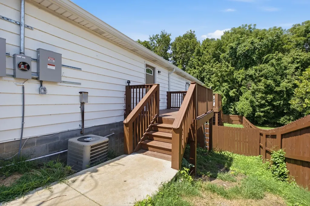 8121 Bonnafair Drive Hermitage TN 37076