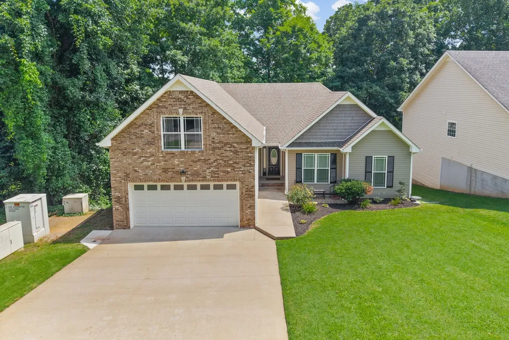 538 Current Road Clarksville TN 37040