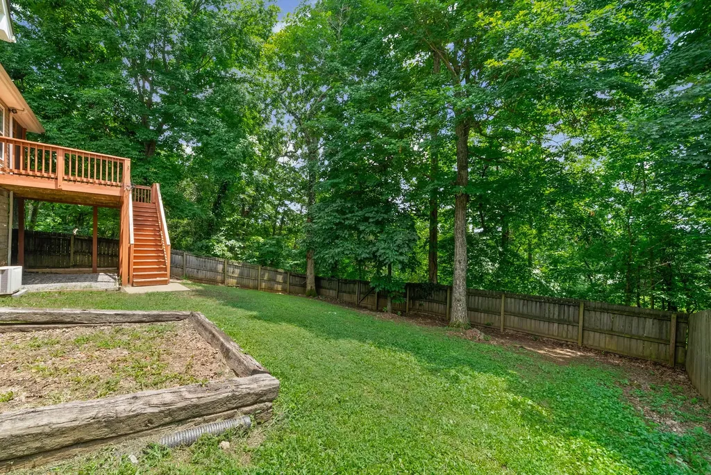 538 Current Road Clarksville TN 37040