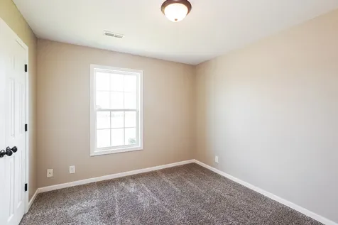 201 Bob White Trail Oak Grove KY 42262