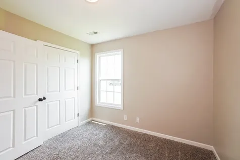 201 Bob White Trail Oak Grove KY 42262