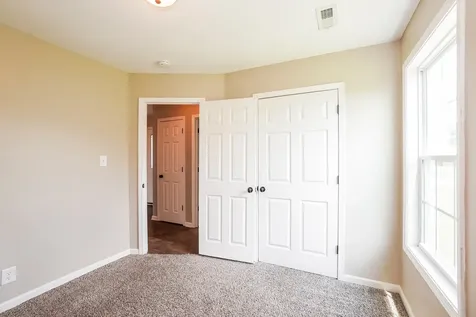 201 Bob White Trail Oak Grove KY 42262