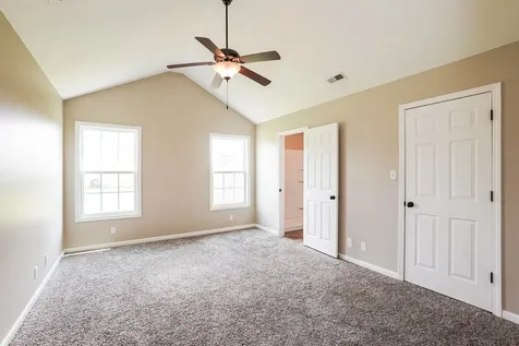201 Bob White Trail Oak Grove KY 42262