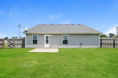 201 Bob White Trail Oak Grove KY 42262