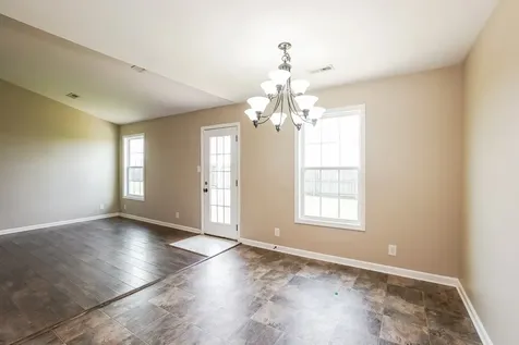201 Bob White Trail Oak Grove KY 42262